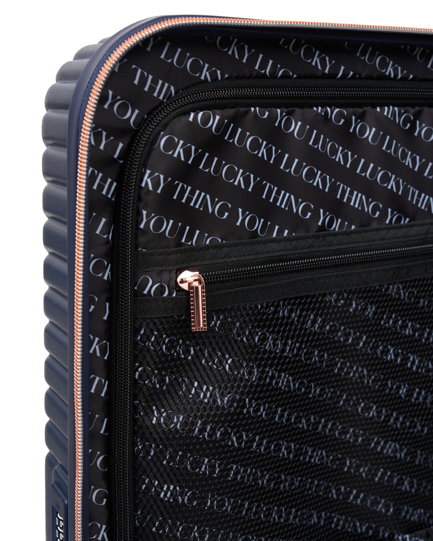 MEDIUM SUITCASE (Ink)