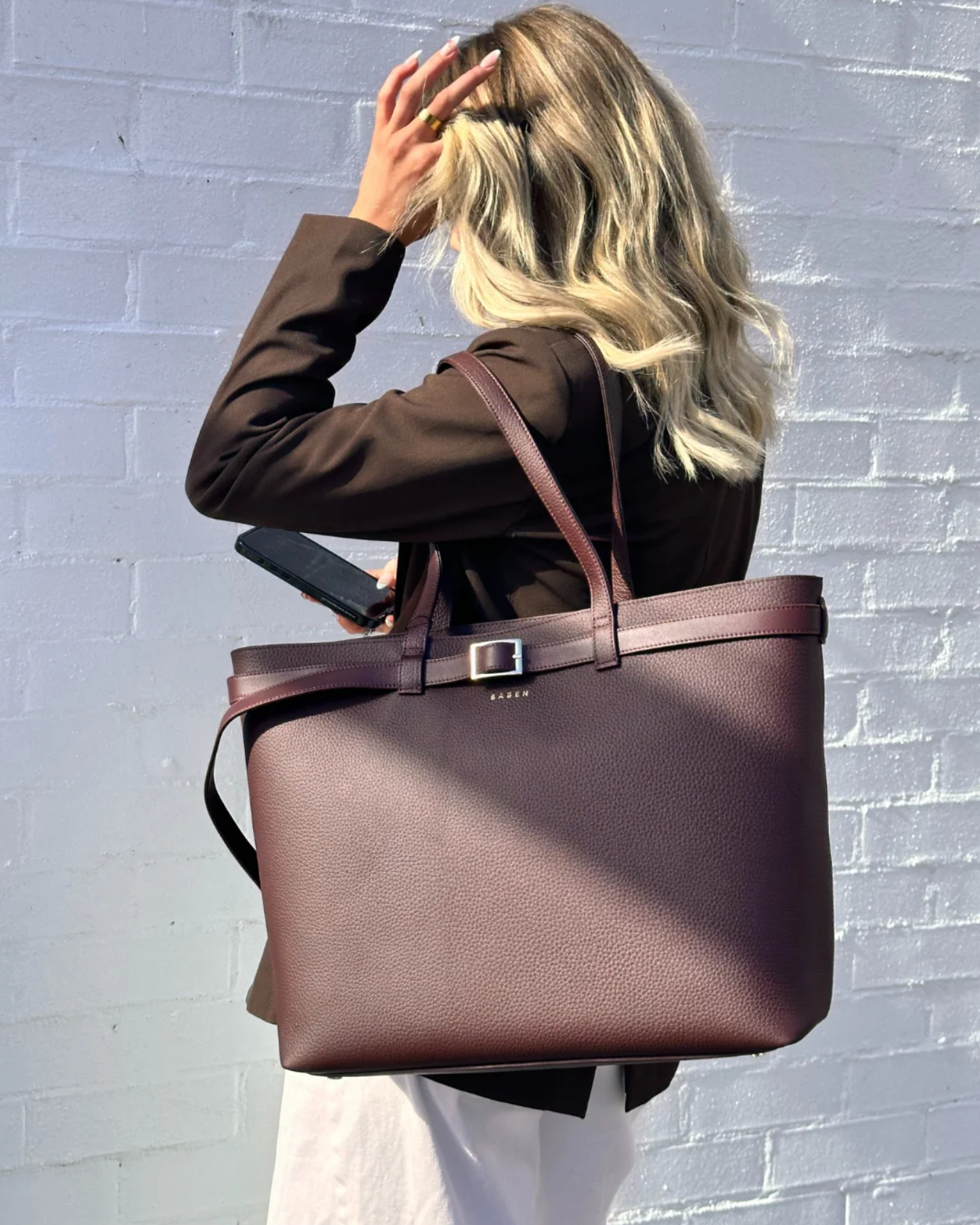 Tia Shoulder Bag (Merlot + Bronze Interior)