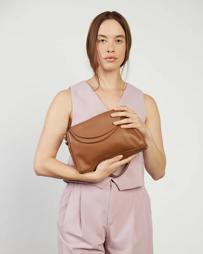 Beckett Shoulder bag (Tan)